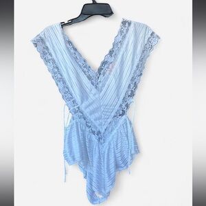 Elegant white Lace Trimmed Women's Intimates